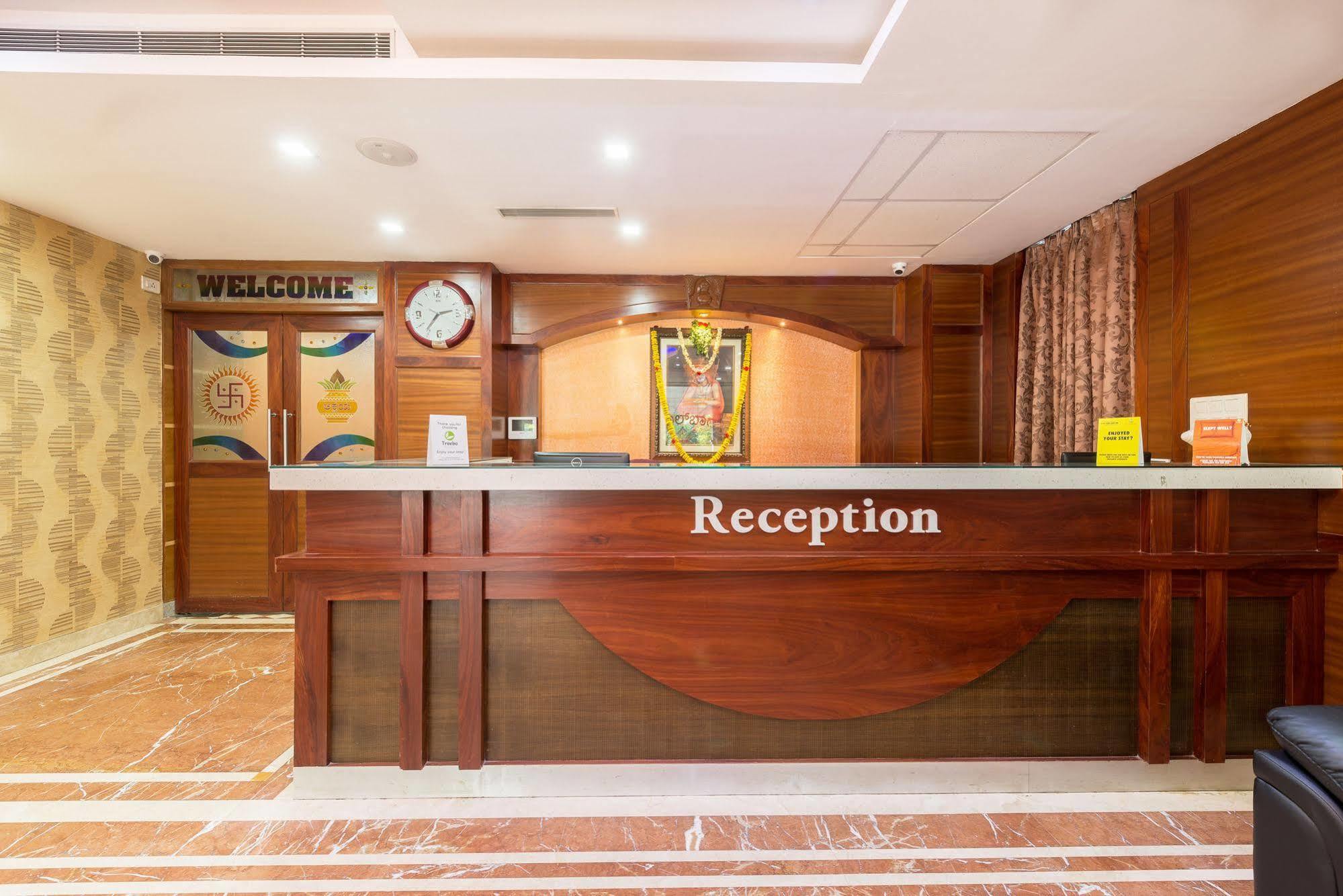 Treebo Akshaya Lalbagh Inn Bangalore Exterior photo