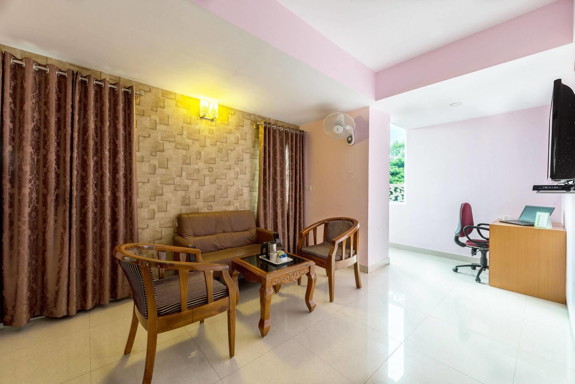 Treebo Akshaya Lalbagh Inn Bangalore Exterior photo
